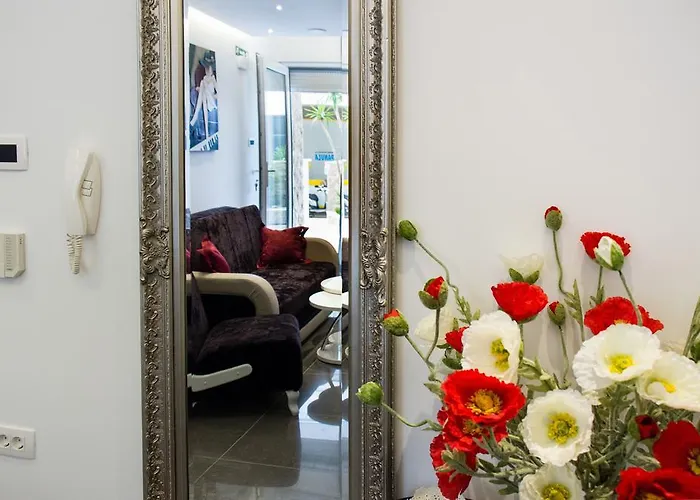 Lady Tania 스플리트