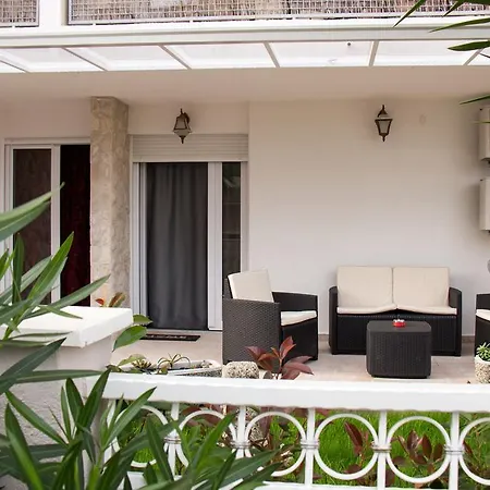 Lady Tania Appartement *